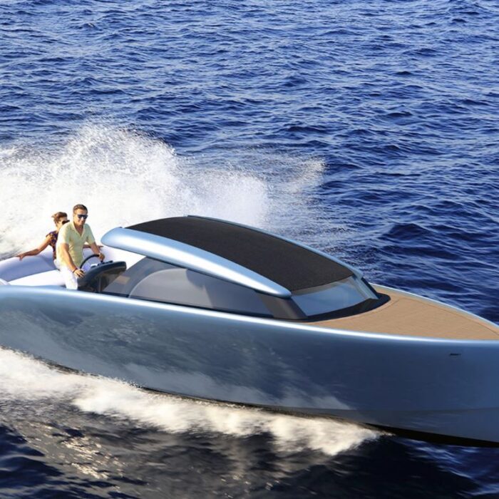 Tender to superyacht