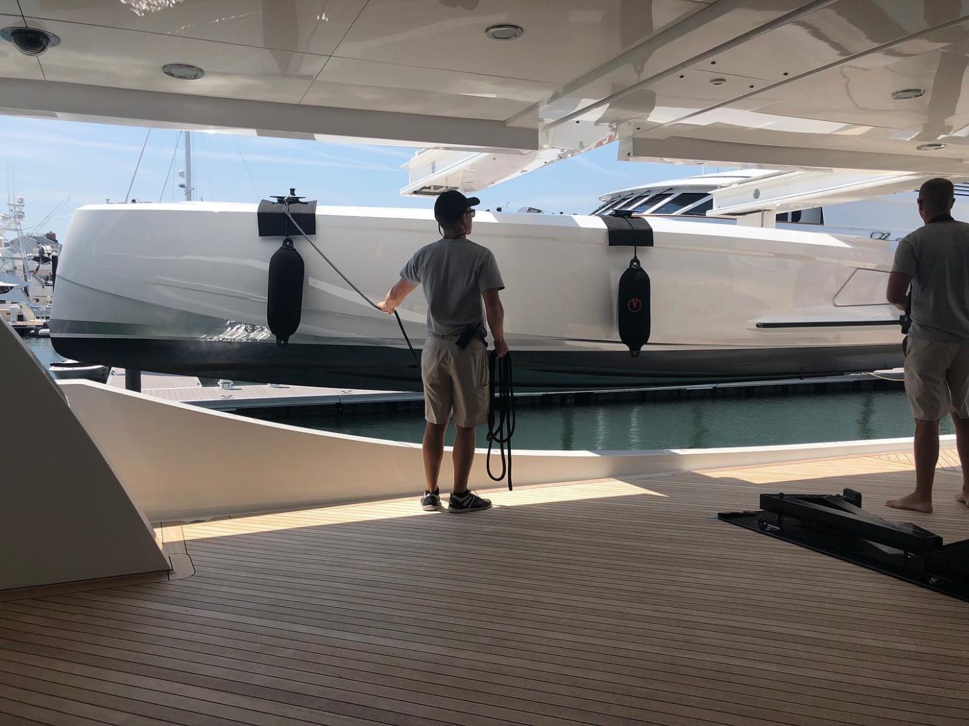 VQ Tender to superyacht VQ Tender to superyacht